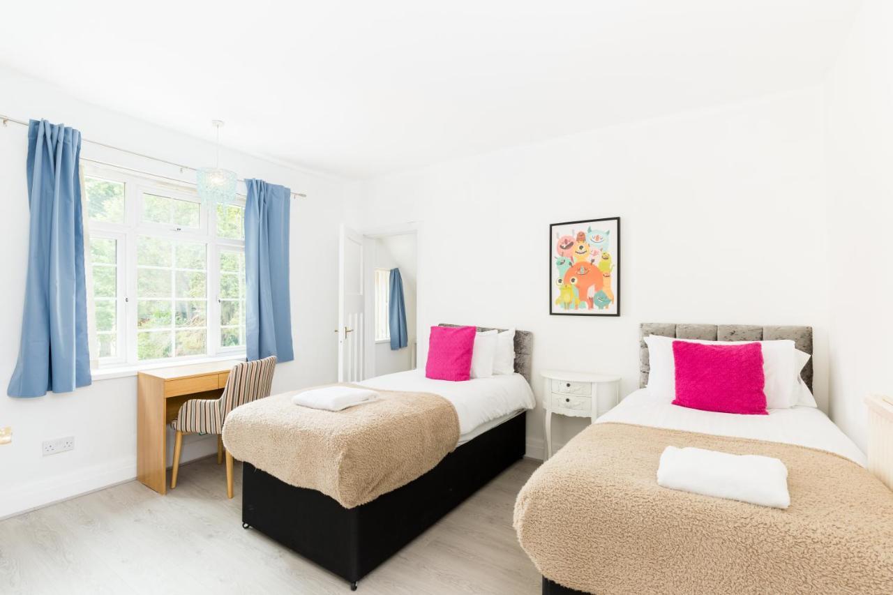 Beautiful 6 Bedroom House For 17 Guests Next To Edgbaston Stadium Birmingam Exterior foto